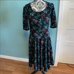 LuLaRoe Nicole in beautiful print.Size XL